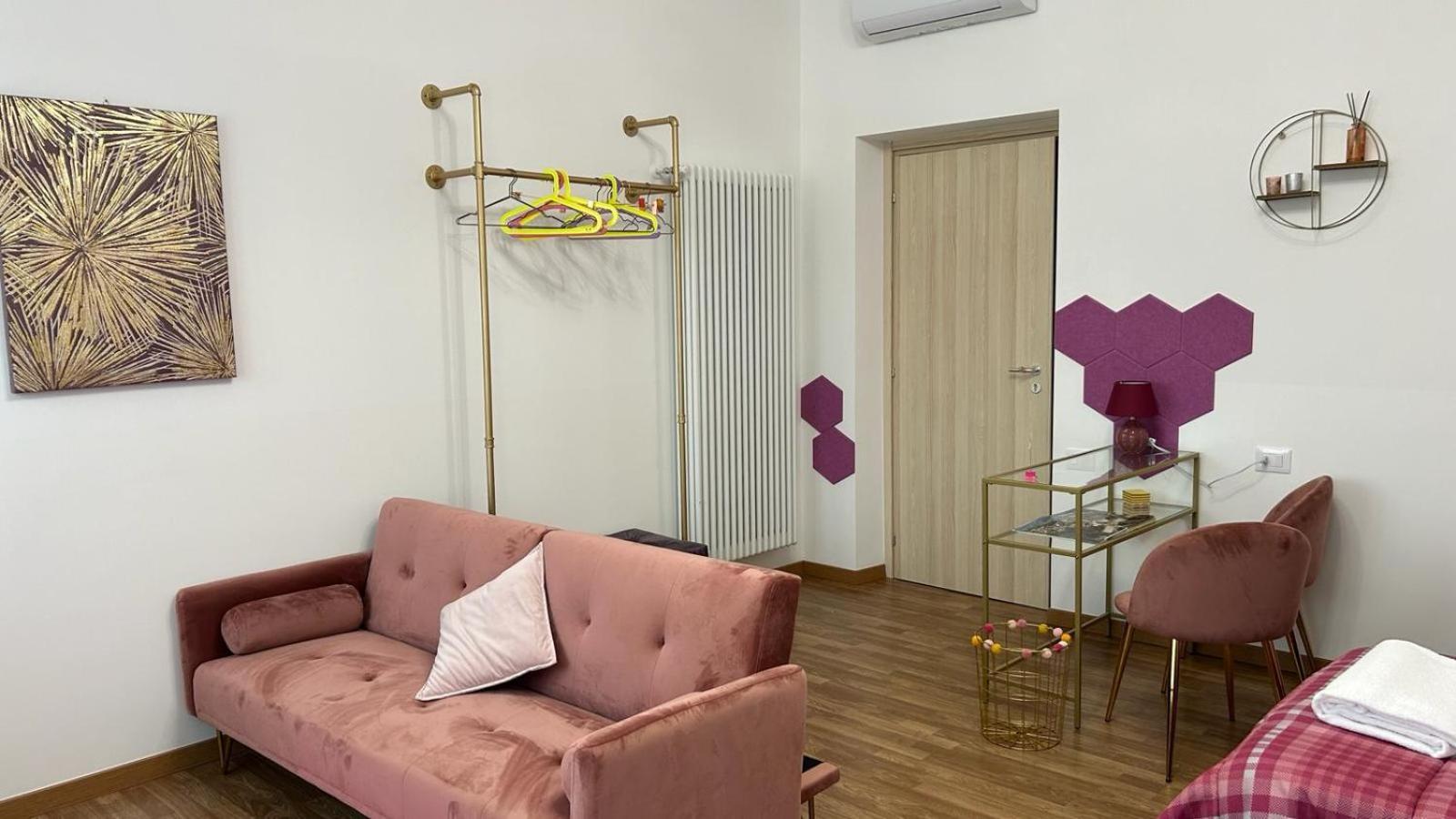 Comfort Accommodation Room بيرغامو المظهر الخارجي الصورة