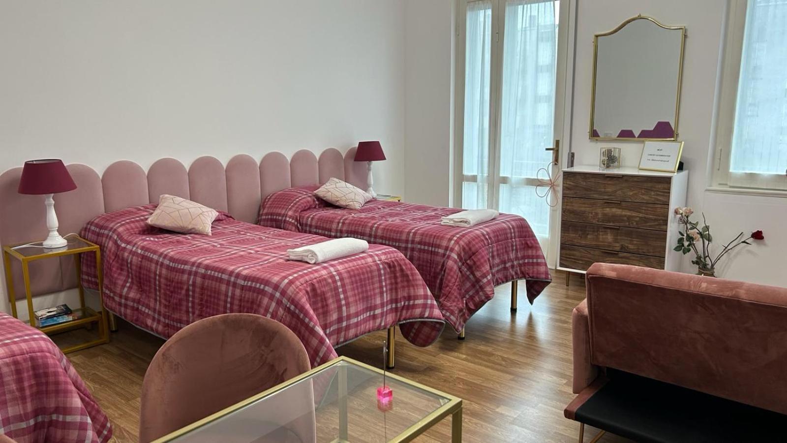 Comfort Accommodation Room بيرغامو المظهر الخارجي الصورة