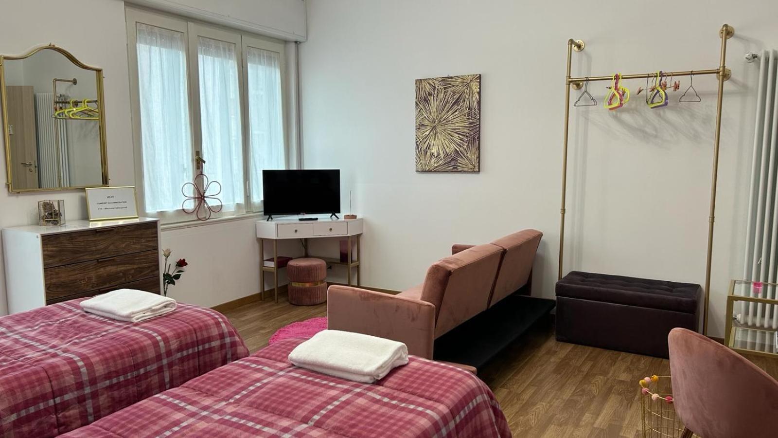 Comfort Accommodation Room بيرغامو المظهر الخارجي الصورة